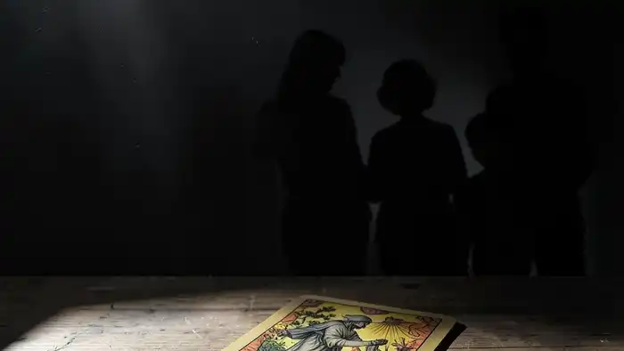 Расклад Таро "да или нет одна карта" на усыновление — одна карта, много смыслов